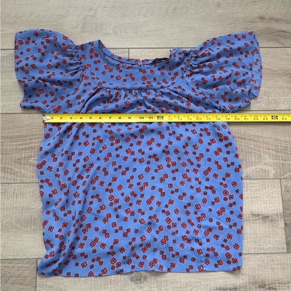 LOFT Blue Floral Blouse - Picture 4 of 6